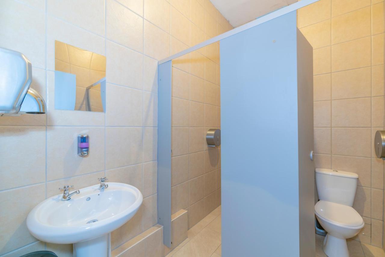 Albergue Nomad Backpacker Cardiff Exterior foto