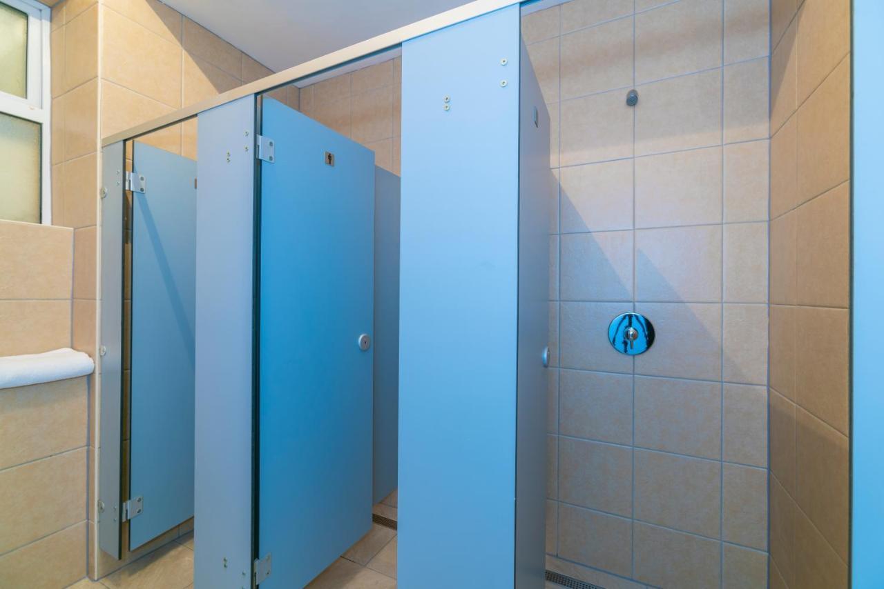 Albergue Nomad Backpacker Cardiff Exterior foto
